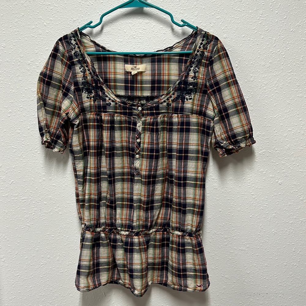 HOLLISTER Women’s blouse